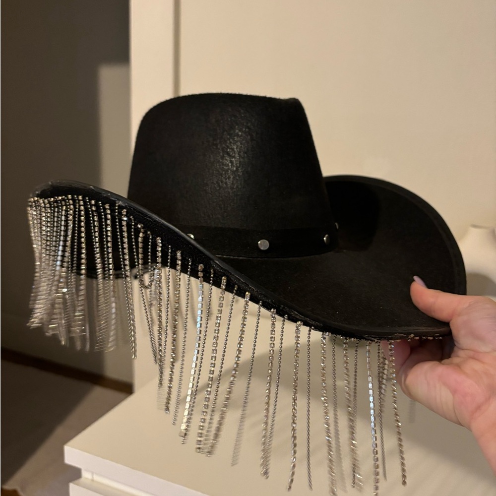 Trendy and Tipsy Selena Rhinestone Fringe Cowgirl Hat in Black